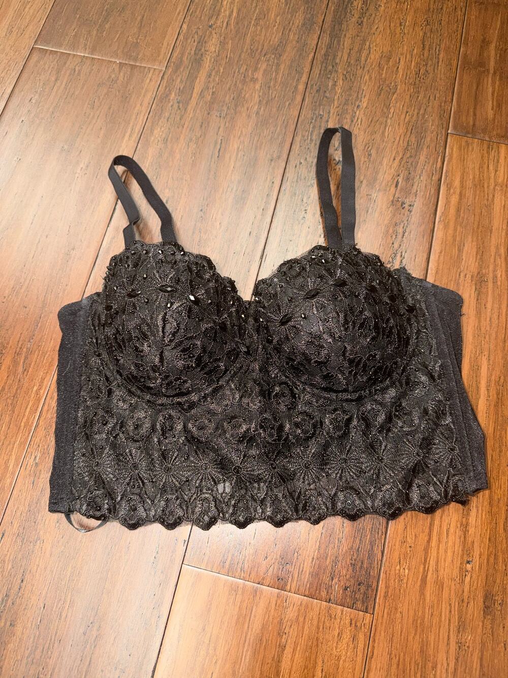 Black beaded lace bustier corset top from the brand WindsoR M Medium